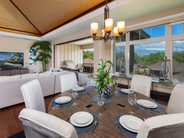 Hawaiian Villa - Luxurious 4-Bedroom Retreat in Kohala Coast